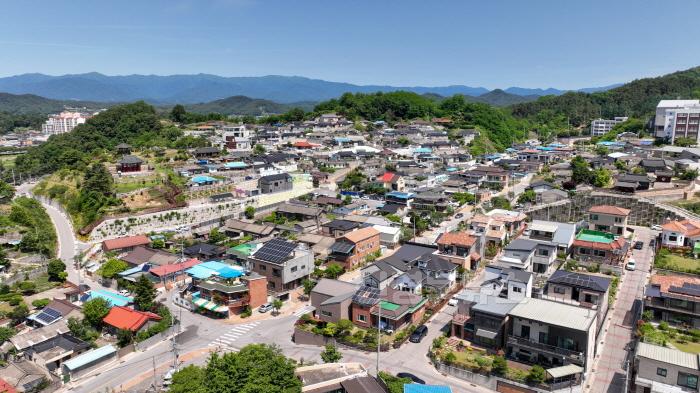 [크기변환]영주-1-2 영주시가 행정안전부 주관 로컬브랜딩 활성화 공모사업에 최종 선정됐다(대상지 관사골 전경).jpg