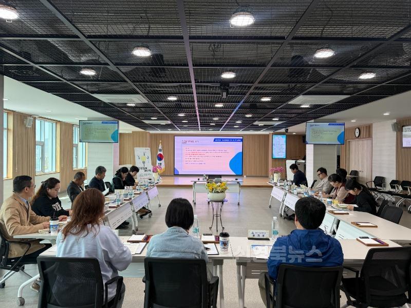 20250421 봉화교육지원청, 2025학년도 학교운영위원장 역량강화 연수 및 정기회 실시 (봉화교육지원청) (2).jpg
