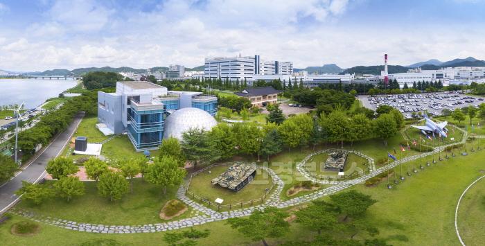 [크기변환][신산업정책과] 구미과학관 전경.jpg