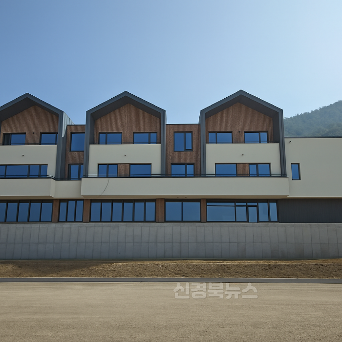[크기변환]3._(참고사진)영양군_기숙사_전경.png