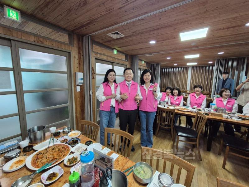 04.23-1 보도자료(경로당 행복선생님 소통간담회)(2).jpg