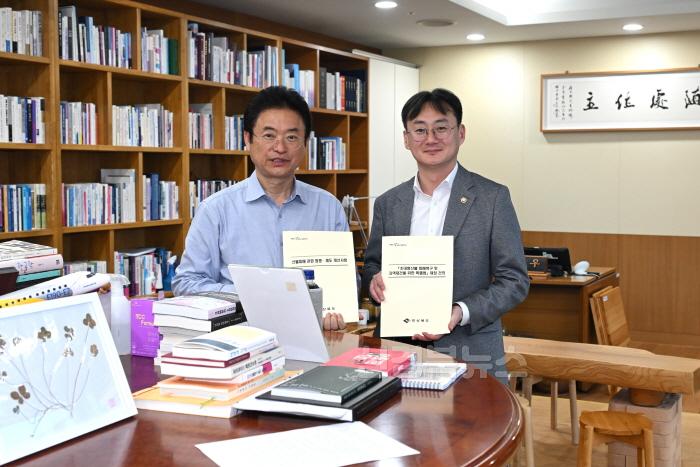 [크기변환](추가)국회입법조사처_방문1.JPG