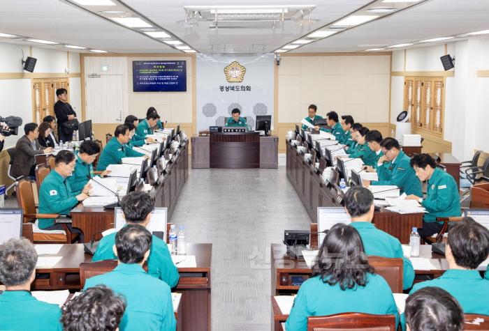 [크기변환]보도_s2025.04.23 제355회 임시회 제1차 예산결산특별위원회_21.JPG