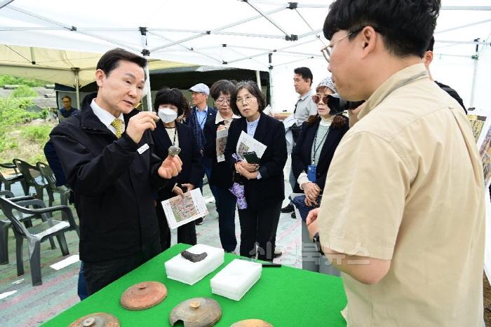 [크기변환]보도자료(고령 합가리  대가야토기 최대 생산처 확인) (4).jpg