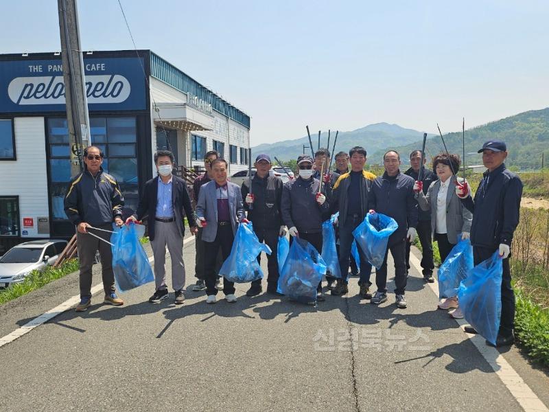 성공적인 도민체전 남면이 앞장선다!-남면(사진3_대청결활동).jpg