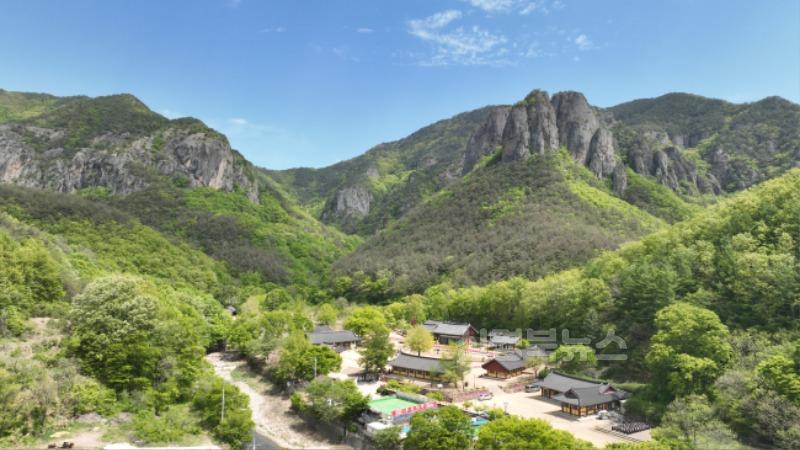 250428보도자료(여행이 곧 기부! 청송으로 떠나자[청송군, 개별관광객 인센티브 지원 사업 실시]-주왕산).JPG