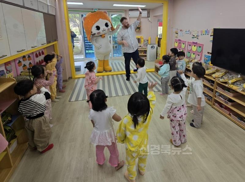 04의성군제공 원어민 영어교실2.jpg