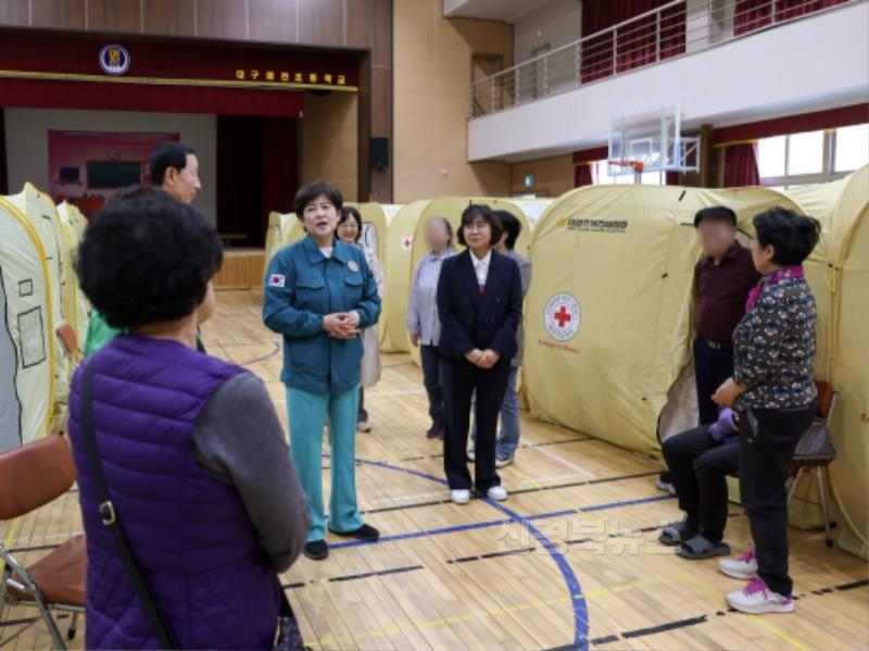 1. 강은희 교육감, 북구 지역 산불 피해 현장 순회 점검!-2.jpg