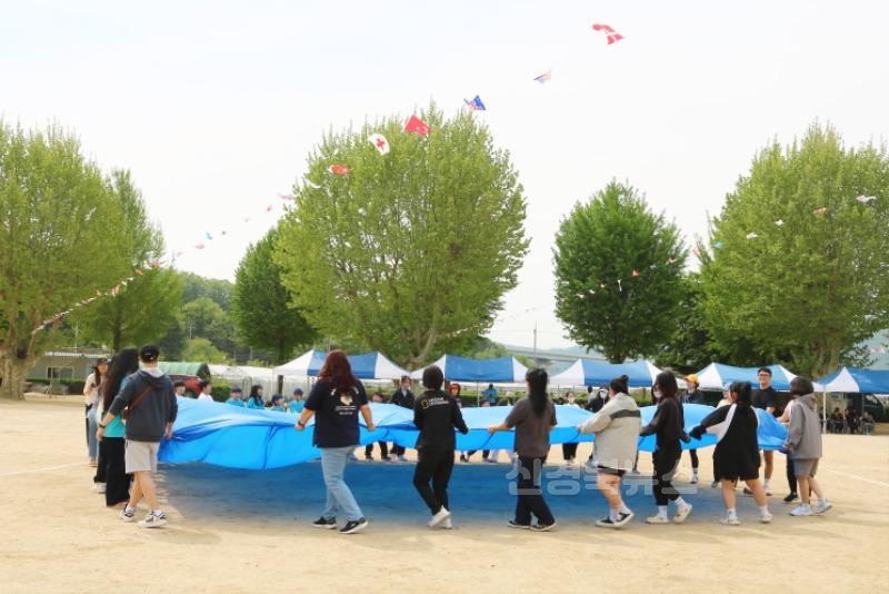 봉계초 2025 봉그레 온가족 어울림 한마당 사진4.JPG