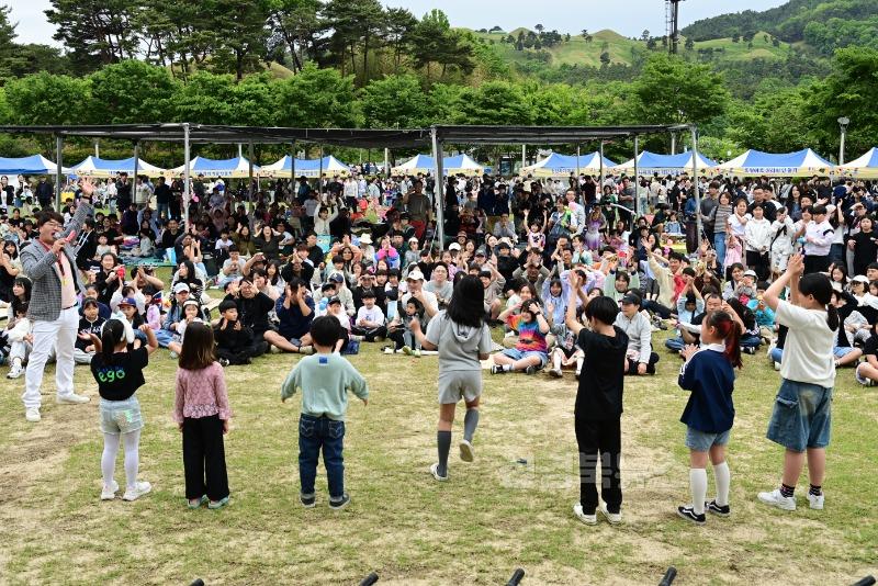 05.06-1 보도자료(제19회 고령군 희망의 새싹 큰잔치 개최)(1).jpg