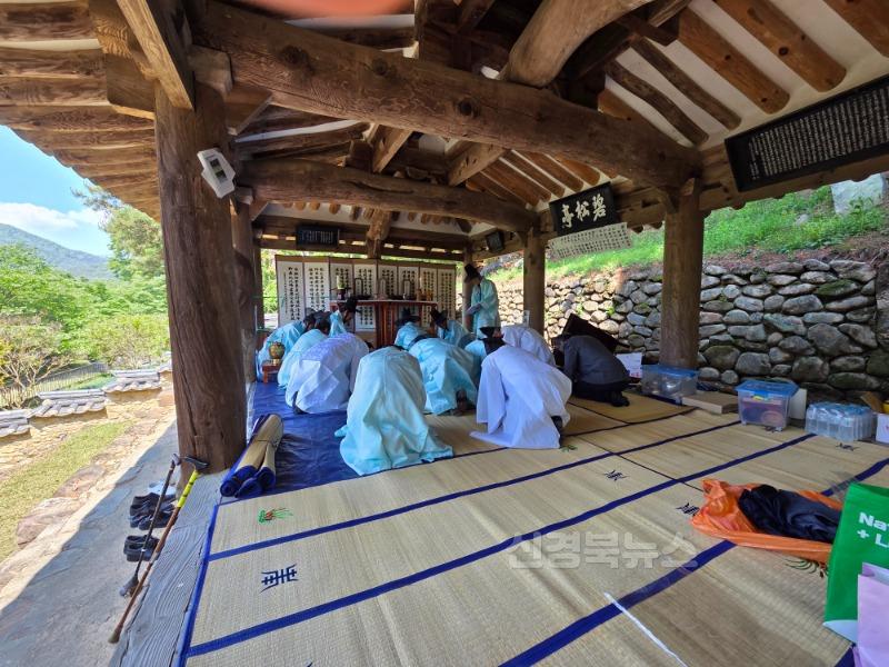 05.08-3 보도자료(2025년 벽송정 향사봉행)(2).jpg