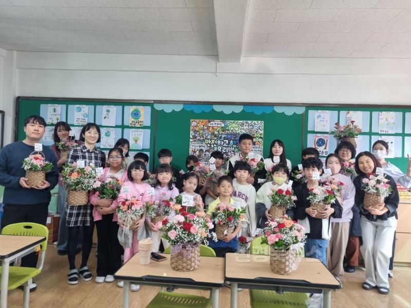 2025 사제동행 멘토링 사진1.jpg