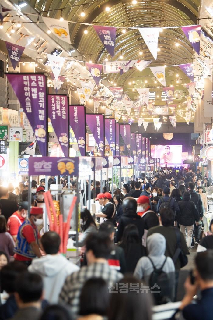 [크기변환][일자리경제과  위생과]2025 낭만야시장(새마울중앙시장)1.jpg