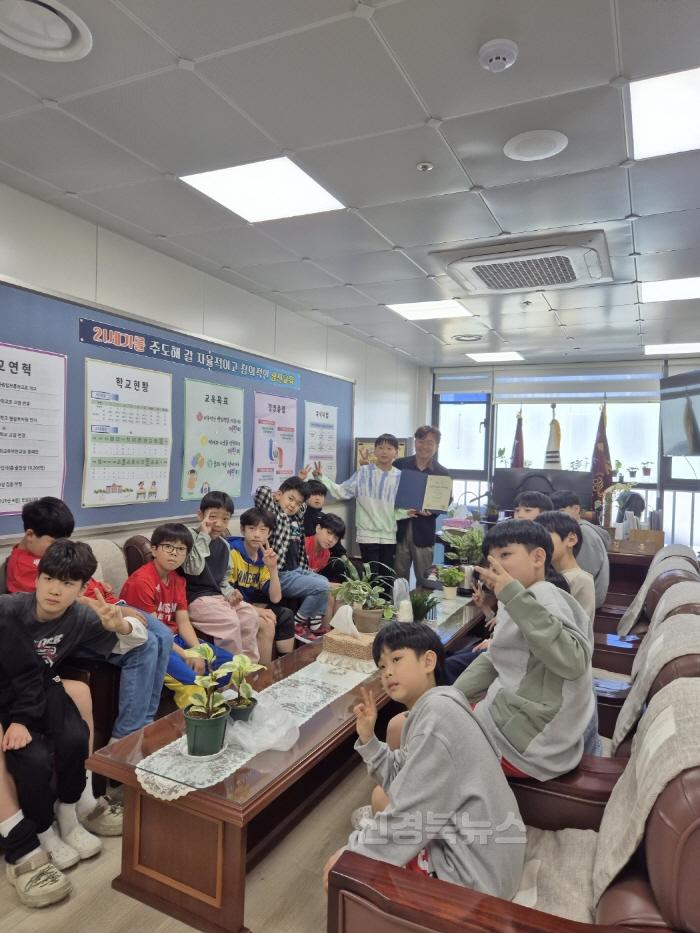 [크기변환]상주 상산초등학교-전국소체 우승을 노린다!_2.jpg