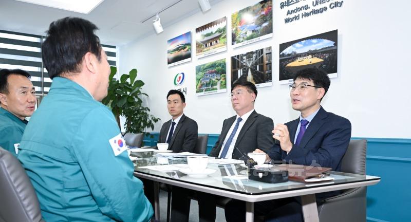 [붙임1] 안동시청 방문 2.jpg