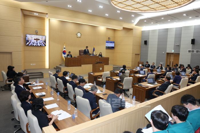 [크기변환](예천군)제278회 예천군의회 임시회 개회 (2).JPG