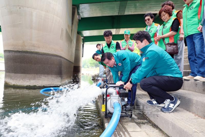 류규하 중구청장, 여름철 재난 대비 현장 훈련 참석… 실전 대응 체계 점검.jpg