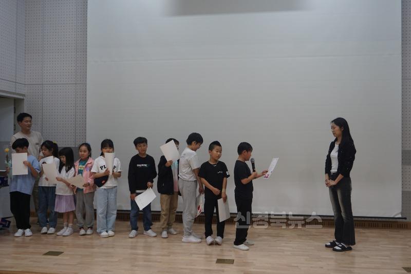 20250516 도촌초, 스승존중 제자사랑 스승의 날 감사 축제 (도촌초) (2).JPG