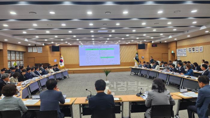 [크기변환][경산시보도자료]중대재해 예방 안전보건관리체계 구축 강화 용역 최종보고회 개최 (2).jpg