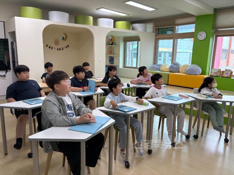 원황초 독도 교육 2.jpg