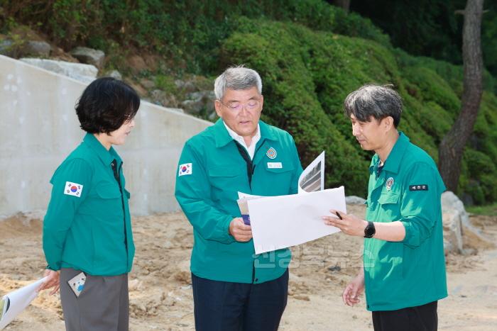 [크기변환](예천군)2025년 전국 기초단체장 공약이행평가 A등급 (3).JPG