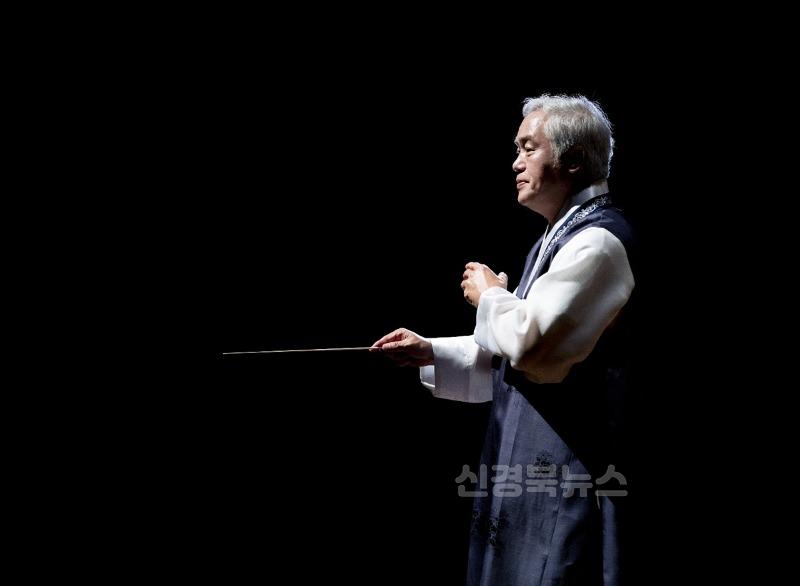 [붙임3] 지휘자 한상일 2.jpg