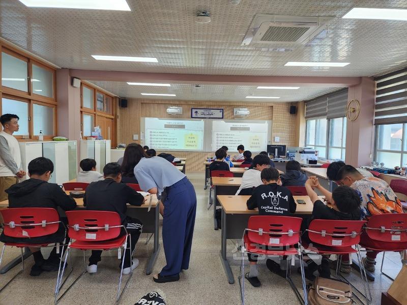 자유학기 연계 미래 핵심역량 강화 진로캠프1.jpg