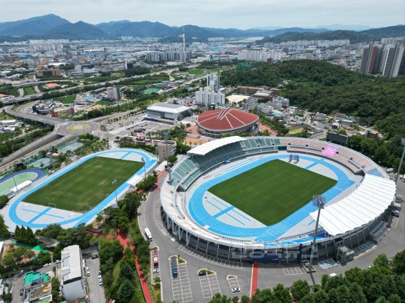 [2025 구미아시아육상경기선수권대회 조직위원회]시민운동장 사진3.JPG