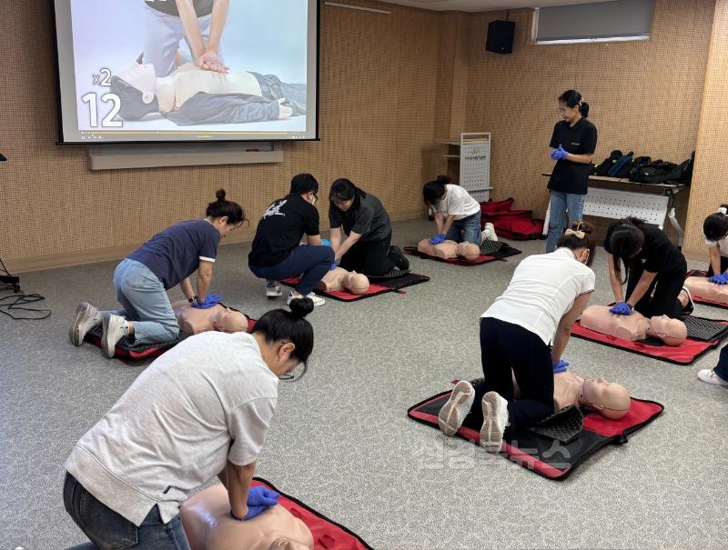 [보건의료정책과]심폐소생술 교육(1).jpeg