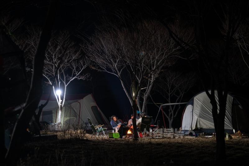 2-10 사진(무더위, 계곡과 별이 빛나는 영양군 캠핑장으로).jpg