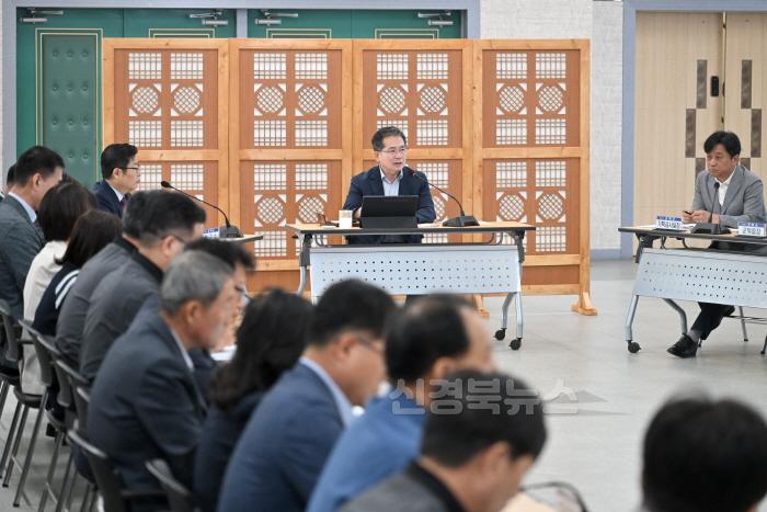 [크기변환]250527_1_공약추진상황보고회 개최_정책추진단(2).jpg