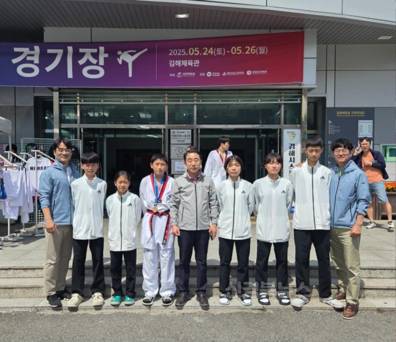 전국소년체육대회(태권도).jpg
