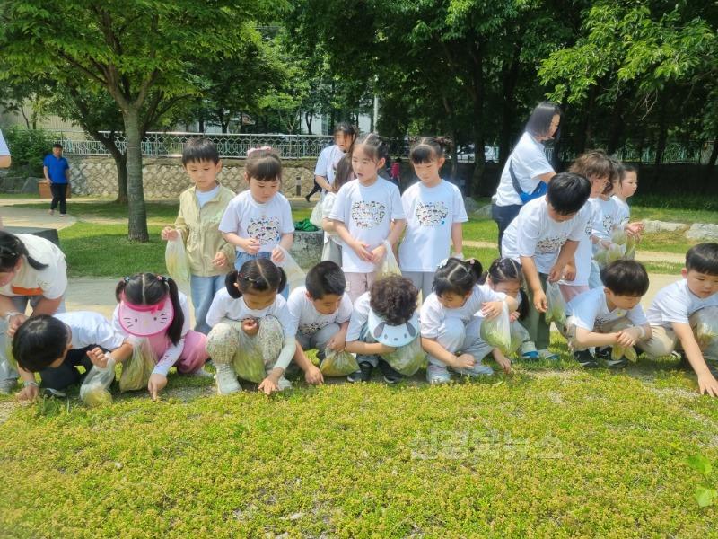[경산시보도자료]남천둔치 정원 체험 행사 실시(4).jpg