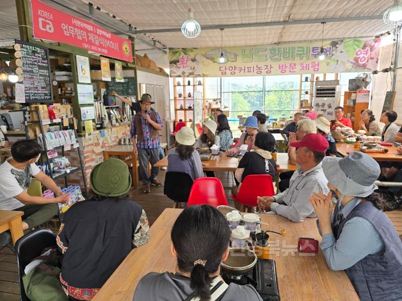 8._경북-전남_교류과정_교육(커피_차)1.jpg
