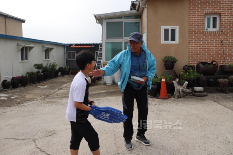 [거여초] 흡연예방 캠페인활동 실시 사진(2).JPG