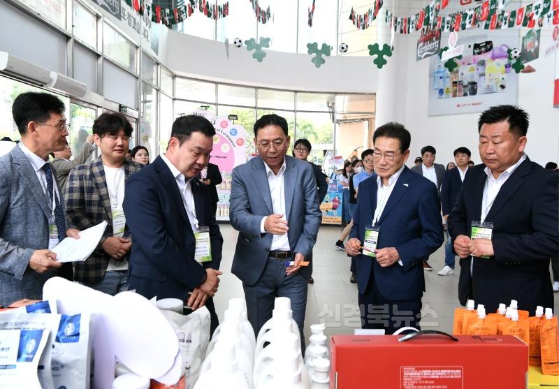 1 [사진] 영천시 해외 무역사절단, 베트남 시장에서 인기몰이 (3).jpeg