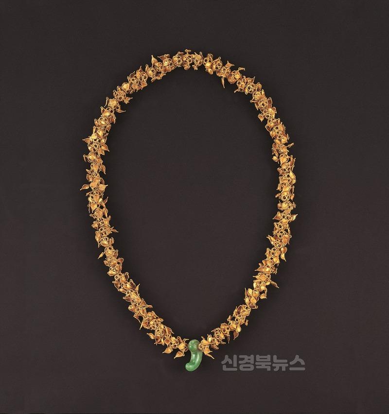 08의성군제공 주요전시품(금제목걸이).jpg
