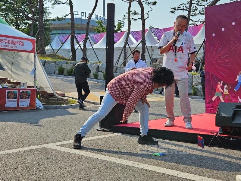 (위생과)4만 명 몰린 '아시안 푸드 페스타… '구미 맛'  세계로 향해13.jpeg