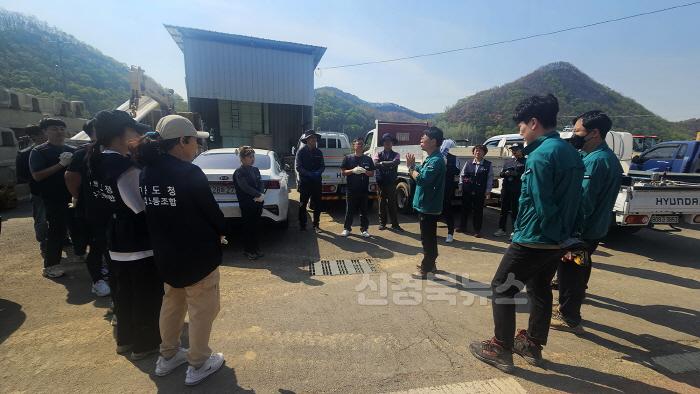 [크기변환]0603 안동시  선진이동주택 입주민 불편 해결하는 ‘현장기동대’ 운영 (2).jpg