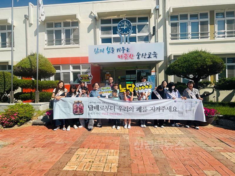 숭산초등학교_[보도자료] 화려한 유혹, 그 가면을 벗기자(숭산초)(3).jpg