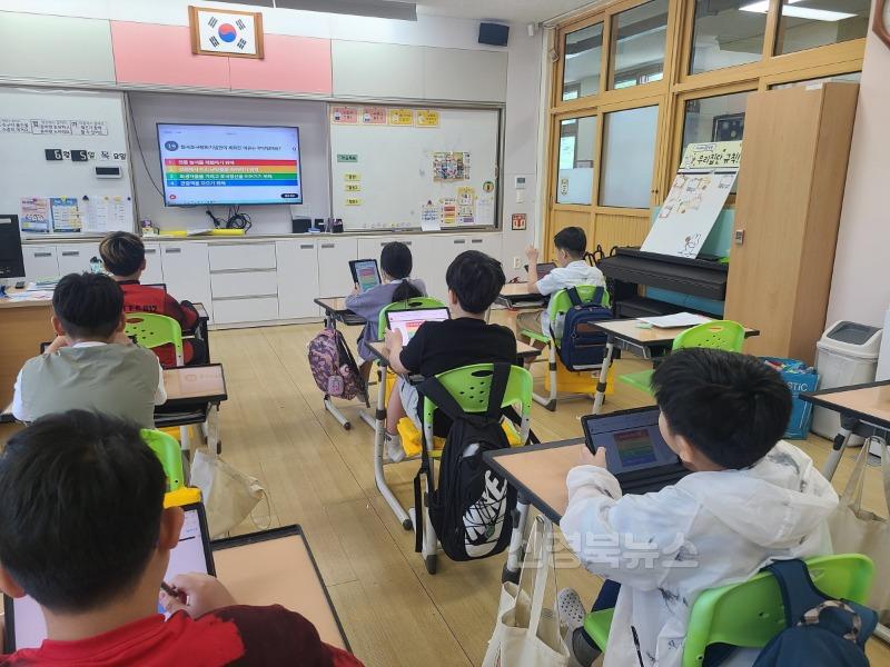 가산초등학교_사진 1_ 나라사랑 퀴즈대회.jpg