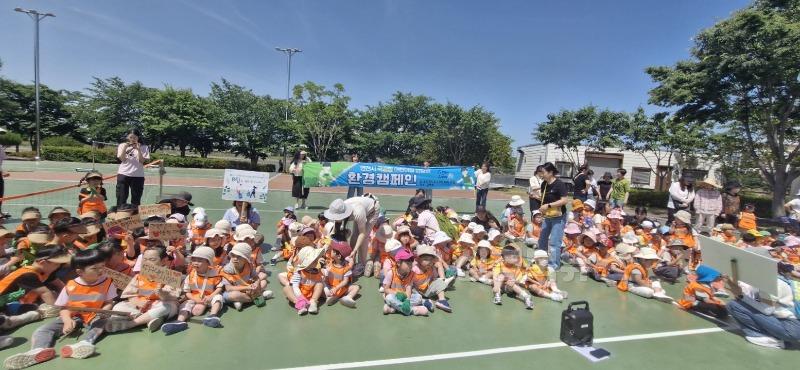 3 [사진] 영천시 국공립어린이집연합회, 환경의 날 맞이 환경캠페인 실시 (3).jpg