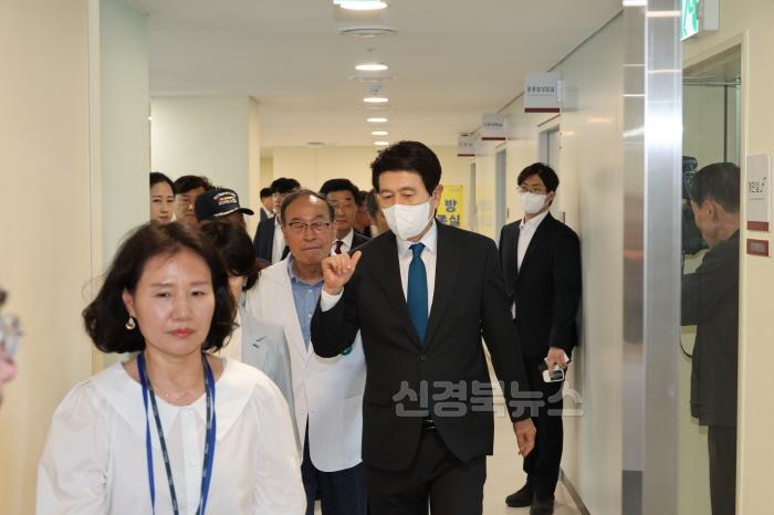 [크기변환]250609 ‘재난 극복의 상징’ 포항 북구보건소·트라우마센터 흥해에 개소3.jpg