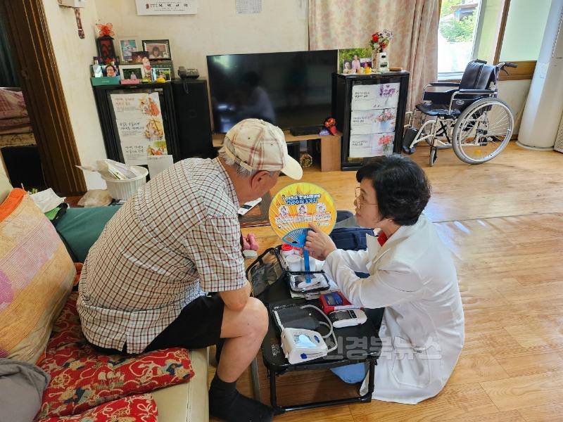 성주군사진(찾아가는 건강관리로 건강한 여름 보내기)1.JPG