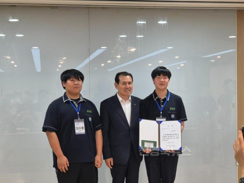 [경북드론고]2025년 제4회 공간·측량정보 드론활용 경진대회 드론 조종 부문 고등부 석권1.jpg