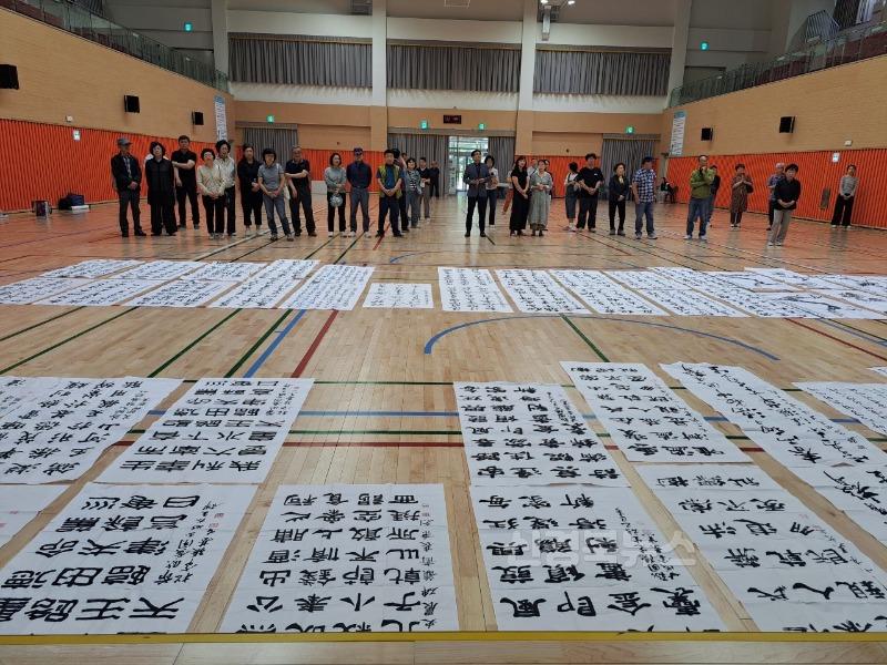 성주군사진((사)한국서예협회 성주지부  제33회 경상북도 서예대전에서 전원 입상의 쾌거)-2.jpg