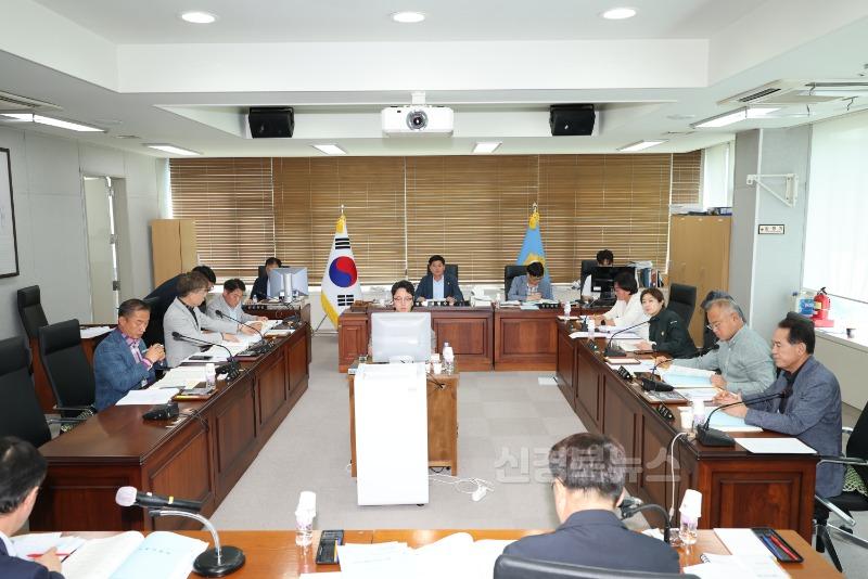 0618_행감사진(건설도시위).JPG