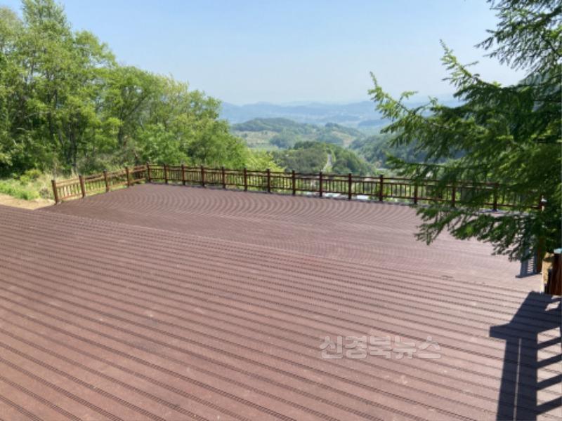 영주-1-2 동서트레일 영주 구간 조성 모습(전망데크).jpg