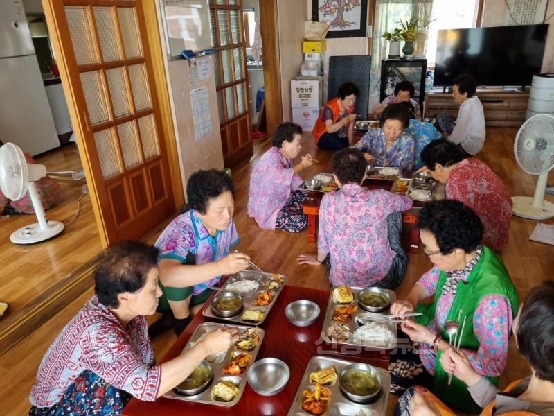 (와촌면)와촌면, 참! 좋은 사랑의 밥차로 따뜻한 나눔 동행(2).jpg