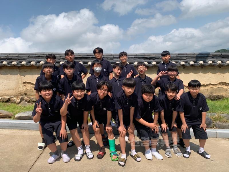 [대창중] 경한 코리아 대표 이상연 동문, 학생생활복 지원 (2).jpg